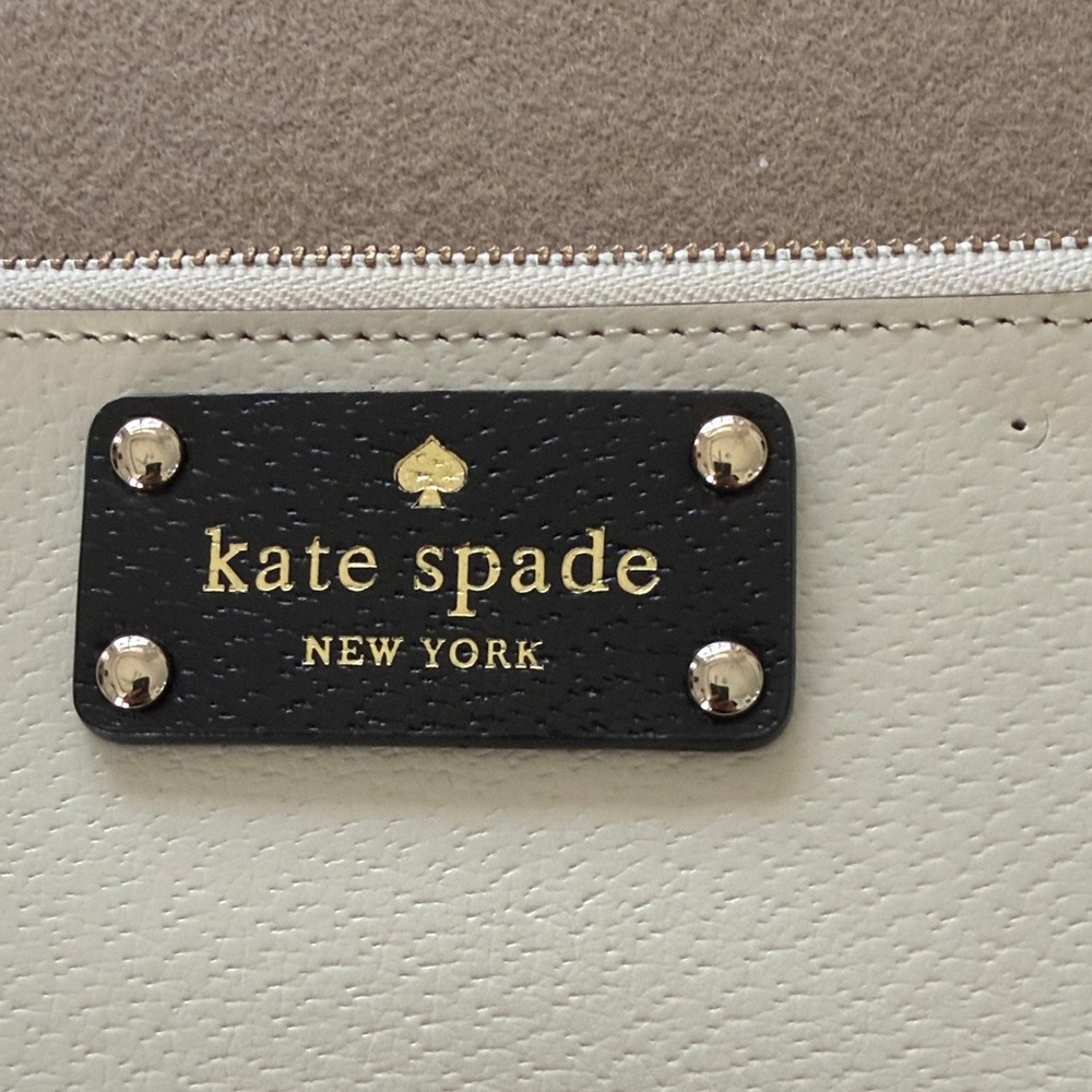 Kate Spade Black and Cream Women's Bag Wristlet clutch - Picture 2 of 5